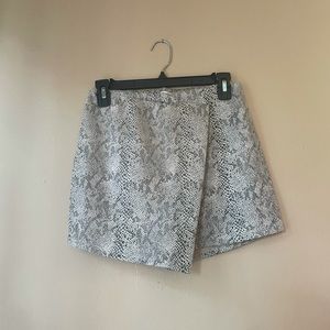 HAVE snakeskin envelope skort